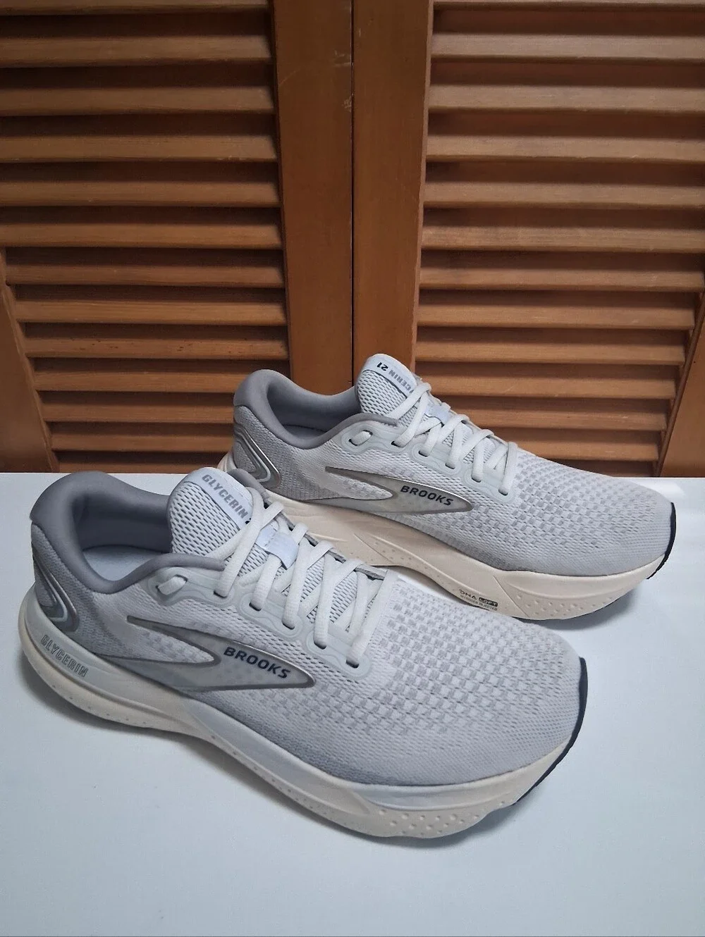 Brooks shoes are